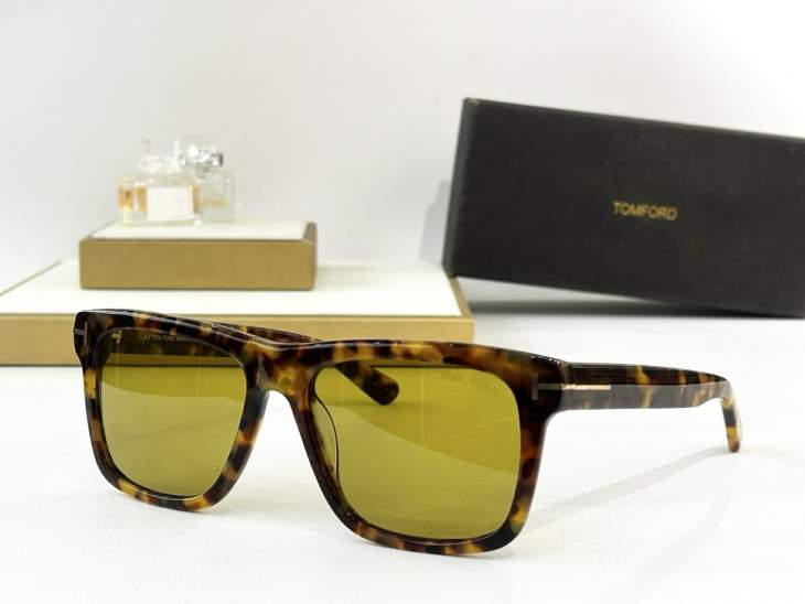 Picture of Tom Ford Sunglasses _SKUfw76324483fw